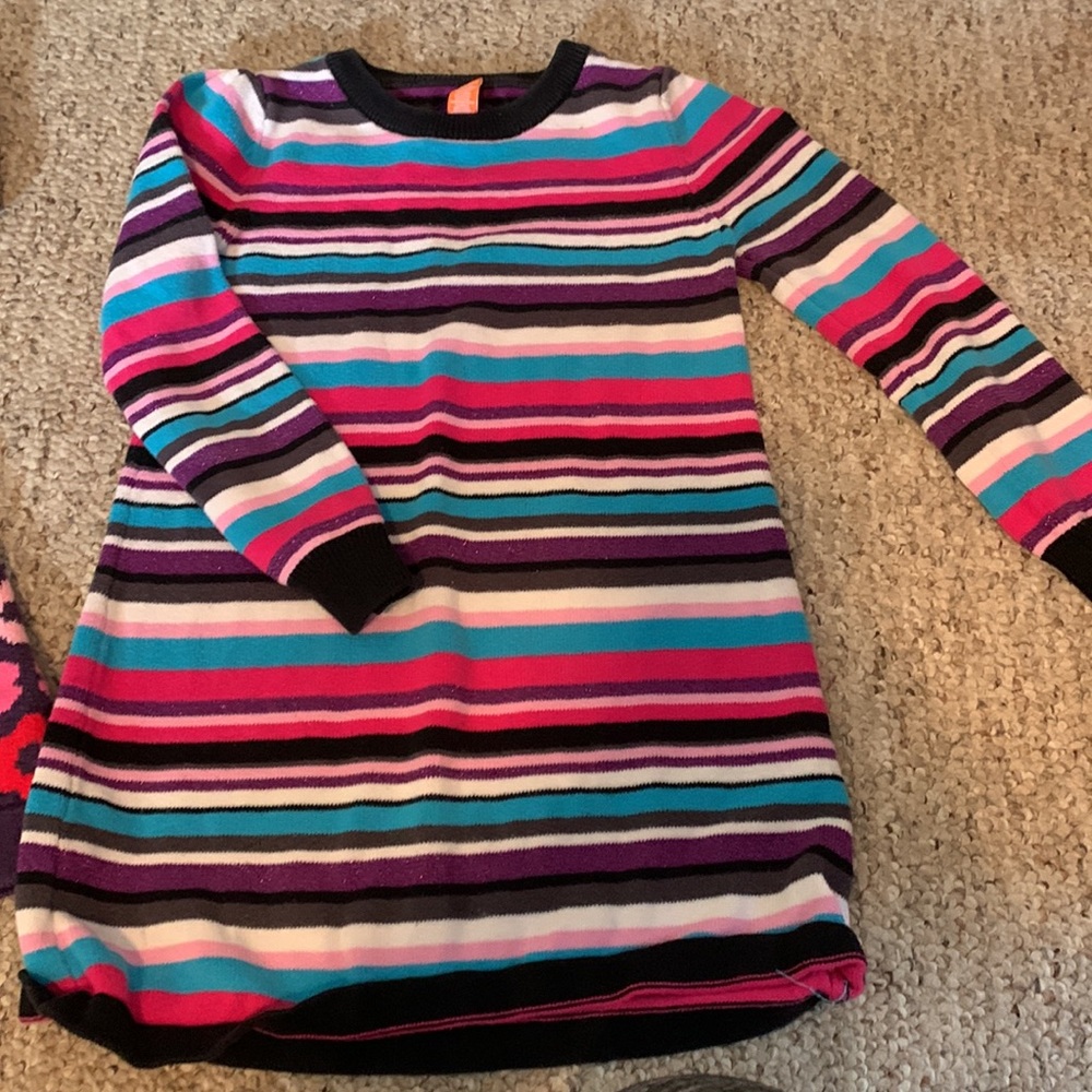 Bundle of 4 toddler dresses size 3t - Picture 2 of 10